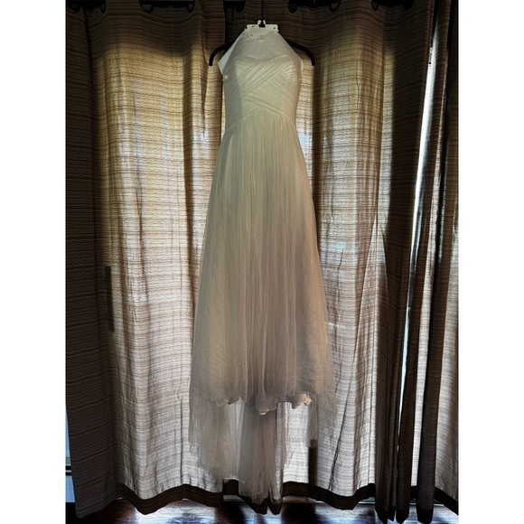 Galina | David’s Bridal Swiss Dot Sweetheart Strapless Wedding Gown Dress - Picture 5 of 9